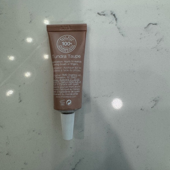 RMS Eyelights Cream Eyeshadow - Picture 2 of 8